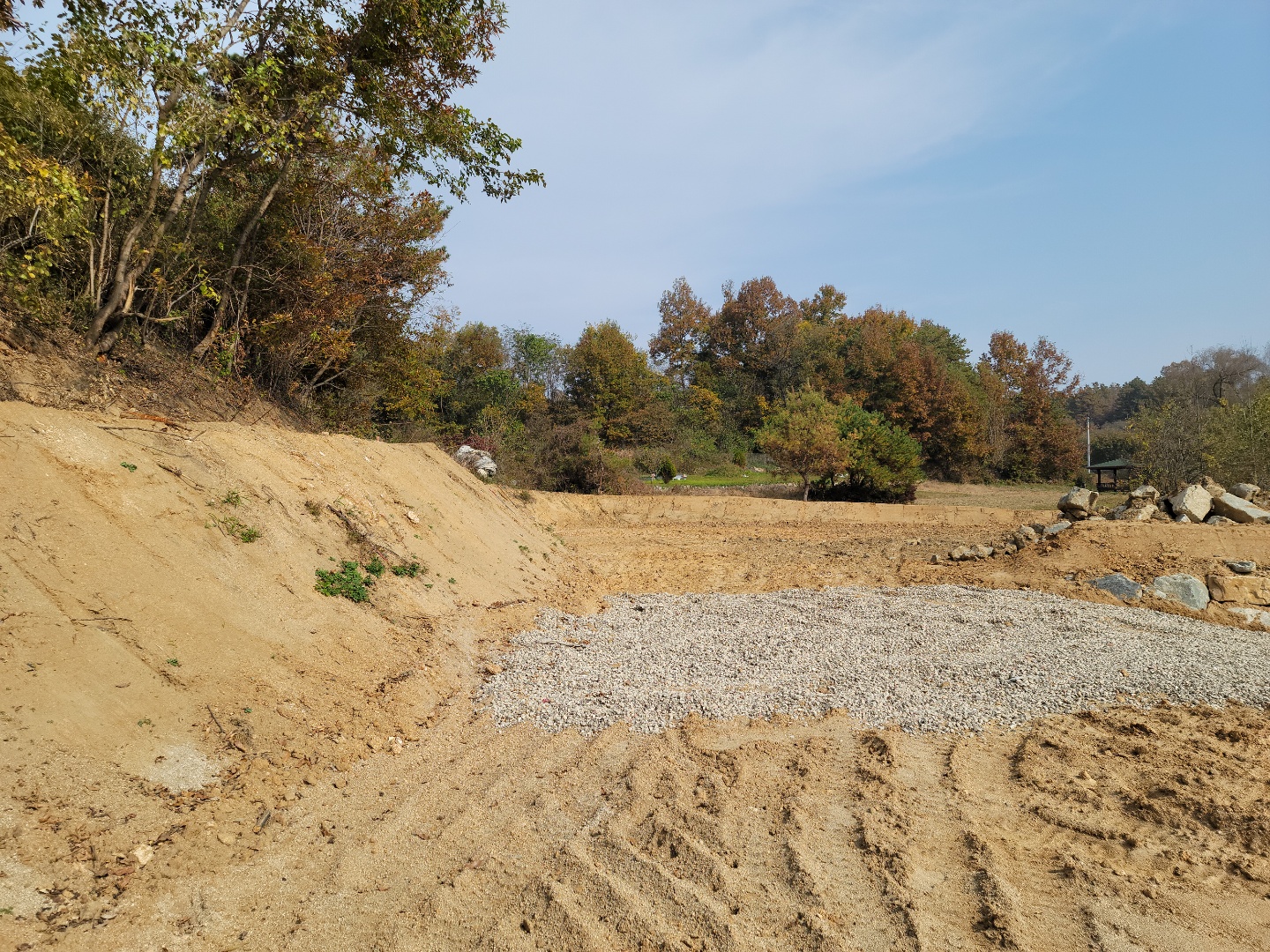 벽진면 야산자락 전원주택지 쉼터 사진 - 3