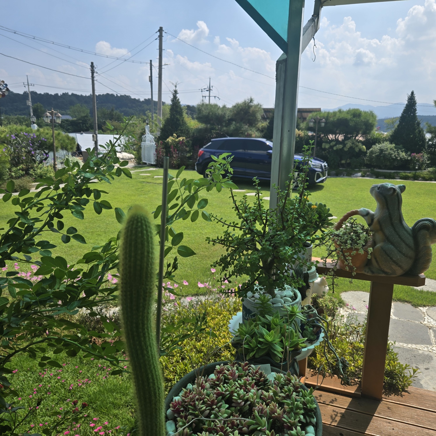 꽃들이 만발 화원같은 전원주택. 사진 - 11