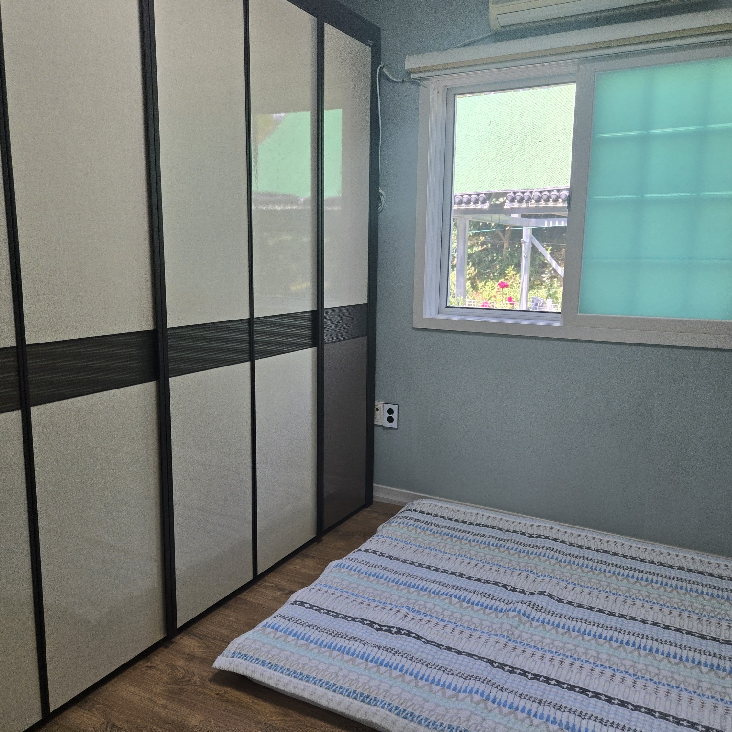 꽃들이 만발 화원같은 전원주택. 사진 - 27